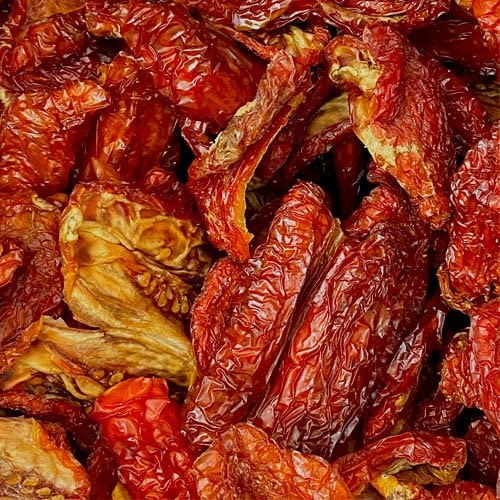 Tomate seco deshidratado en mitades